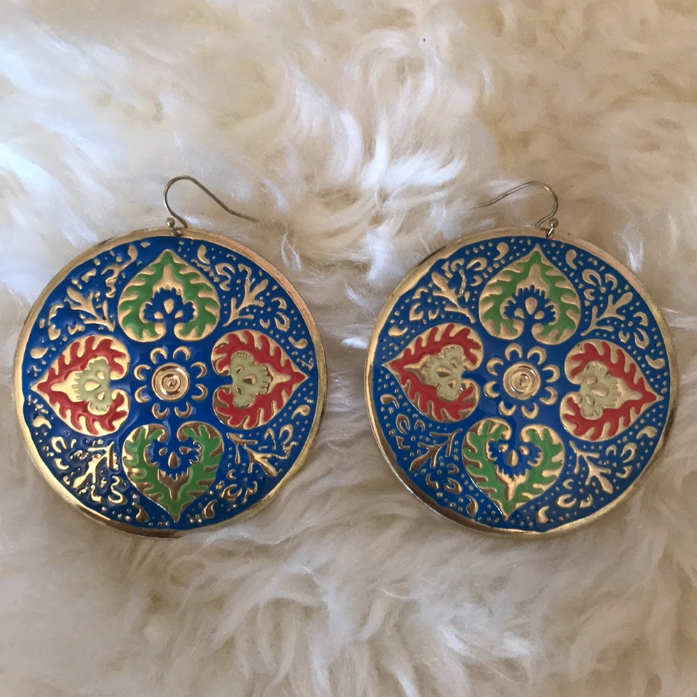 BIG SALE - Moving Overseas